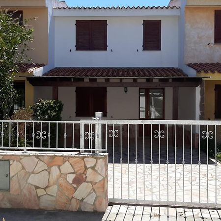 Casa Giovanna Porto Pino Exterior photo
